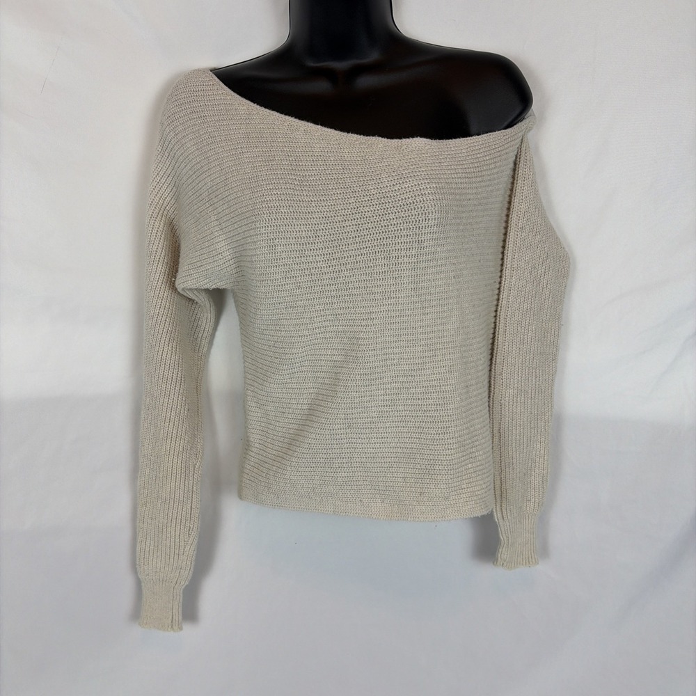 American eagle off shoulder Cropped Soft sweater women's Small Cream Sexy